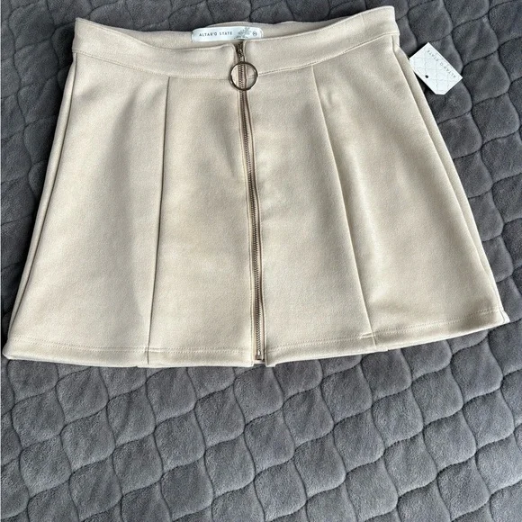 NWT ALTAR'D STATE MINI SKIRT - SIZE XS. - Picture 3 of 12